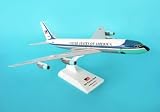 Skymarks Air Force One VC-137 (B707) Model Airplane REG#27000