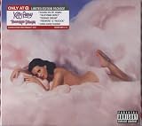 Teenage Dream (CD + Limited Edition Medium T-Shirt)
