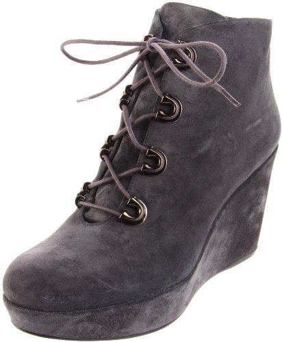 Stuart Weitzman Womens Xplain Ankle Boot