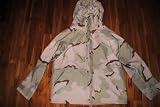 BRAND NEW ORIGINAL US ARMY ISSUE - ECWCS COLD WEATHER GORE TEX DESERT CAMOUFLAGE PARKA - SIZE : LARGE REGULAR