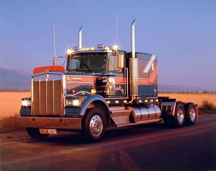 Kenworth At Dusk Diesel Big Rig Truck Automobile Wall Decor Art Print Poster (16x20)