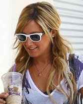 RAY BAN 2132 NEW WAYFARER 722/40 SHINY WHITE PLASTIC SUNGLASSES