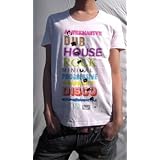 タイポグラフィーTシャツ ロック、アシッド、ハウスやダヴがラインナップ。 熱い様々な音楽ジャンルが縦に羅列してあるデザイン ＵネックＴシャツ CROSSOVER (L, LIGHTPINK)