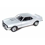 1968 Chevy Camaro SS 396 1 18 White by Collectable Diecast