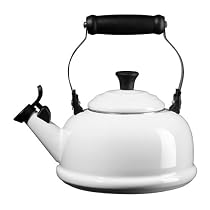 Le Creuset Enamel-on-Steel Whistling 1-4/5-Quart Teakettle (White)