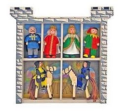 MELISSA & DOUG DELUXE CASTLE DOLLS PLAYSET