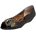 Jessica Simpson Women's Handy Wedge