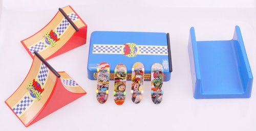 4x Fingerskateboard + 4 Rampen Fingerboard = Skatepark