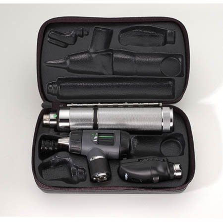 HealthPersonalCare: Welch Allyn 3.5v Diagnostic Set W/ Ophthalmoscope And Macroview Otoscope Model # 97150 M