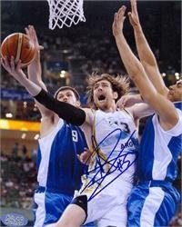 Andres Nocioni autographed 8x10 Photo (Argentina Basketball)