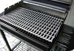 Clean BBQ - Disposable Aluminum Grill Liner. Set of 12 Sheets of Grill Topper