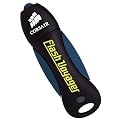Corsair CMFVYA32GB 32GB Pen Drive Corsair Flash Voyager USB 2.0 con rivestimento in gomma, resistente all'acqua ed agli urti