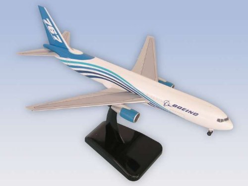 Hogan Boeing House 767-300F 1/200 W/GEAR Model Airplane