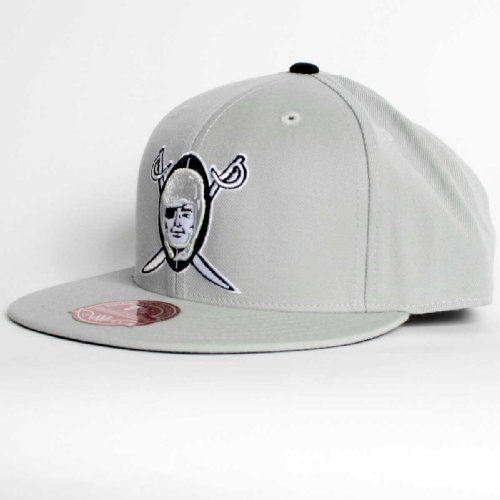 Mitchell & Ness Oakland Raiders Thowback Alternate Logo Fitted Hat 7 5/8