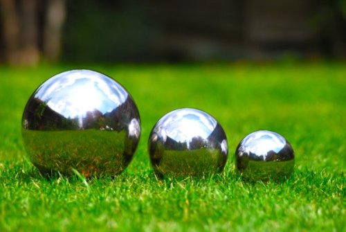 Childrens Toyshop  Outdoor Living : Set of Three Stainless Steel Sphere's 6.5, 9 & 13cm