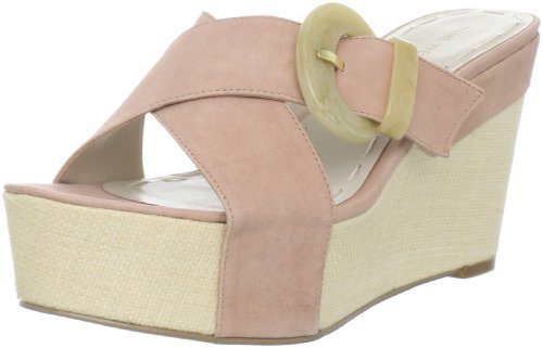 Nine West Women's Elysa Wedge Sandal,Black,5 M US