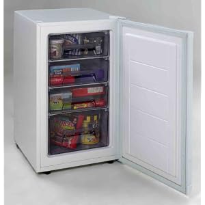Avanti : VM301W 2.9 cu. ft. Upright Freezer with Manual Defrost Avanti : VM301W 2.9 cu. ft. Upright Freezer with Manual Defrost