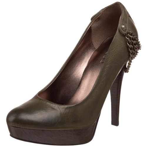 GUESS Women's Seeri Platform Pump