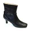 Womens Kiss N Boots RL01946LE Kenneth Cole Reaction Womens Kiss N Boots RL01946LE Kenneth Cole Reaction