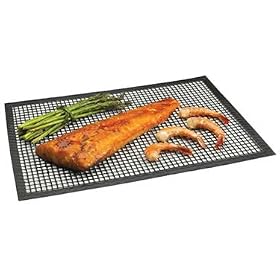 Chef's Planet Grill and Barbeque Mat - Black by Chef's Planet