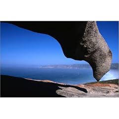 Poster 30 x 20 cm - "Almost Daliesque in appearance are the 'Remarkable Rocks' in the Flinders Chase National Park." von Bob Charlton / Lonely Planet Images - auch in anderen Gr��en und als Leinwandbild erh�ltlich