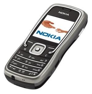 Nokia 5500 sports genuine UK sim free mobile phone (Robust rubberised casing)