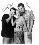 Ryan Reynolds, Traylor Howard & Richard Ruccolo Autographed / Signed Two Guys, A Girl & A Pizza Place 8x10 Photo