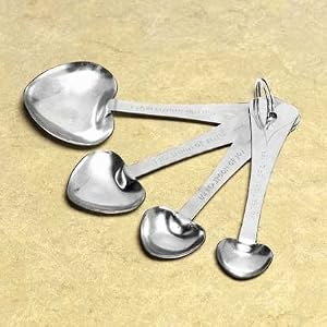 Heart Measuring Spoon Favors 1 Set of 4 Spoons
