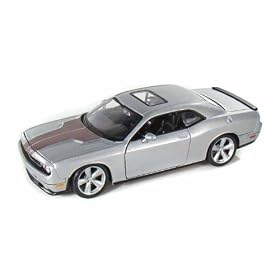2008 Dodge Challenger SRT8 1/24 6.1 Hemi Silver