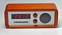 Nostalgie Radiowecker, kirschbaumfarbig, inkl. Netzteil, Batteriebetrieb für Radioteil möglich, integrierte Stabantenne