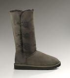 「UGG ムートンブーツベイリーボタントリプレット 1873(アグ)BAILEY BUTTON Tripletシープスキン5色各サイズ (US6(23-23.5cm), チョコレート)」の画像