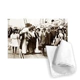 Fashion Show - Tea Towel 100% Cotton - Art247 - Tea Towel - 46x70cm