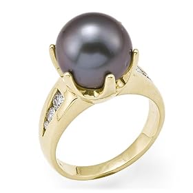Tahitian Black Pearl Ring with Diamonds in 14K Yellow Gold by