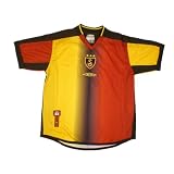 Boys Umbro 03-04 Galatasaray SK football jersey shirt. Very high quality polyester soccer jersey with catchy color combination and embroidered designs on the front of the top. Great sports fan gear for the Turkish team's supporter.