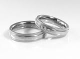 ZEEZEN　チタンペアリング　結婚指輪　女性用にはダイヤ付き　4.045.03