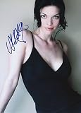 AUTOGRAPH 8X10 PHOTO OF ALANA DE LA GARZA