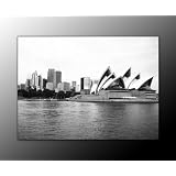 Wandbild xxl(Skyline_Sydney80x110cm) Deko Bild auf Leinwand. Ausf�hrung sch�ner Kunstdruck auf echter Leinwand und Keilrahmen. Bild Motiv(Sidney Skyline Oper Wasser schwarz wei� Australien Stadt Panorama Wolkenkratzer)Made in Germanyvon "Nix-Art Wandbilder"