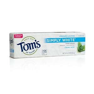 Tom's of Maine Simply White Toothpaste, Clean Mint , 4.7 Ounce(Pack of 6)
