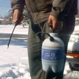 Bare ground Liquid Solutions BGDS-1 snow and ice melt gallons and liters spray kit