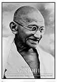 Mahatma Gandhi People Poster Print, 24x36