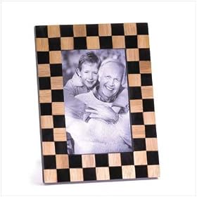 CHECK DESIGN WOOD PHOTO FRAME