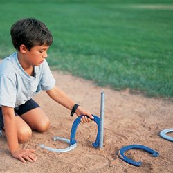Childrens Toyshop  Toys : St. Pierre® Official Horseshoes (SET)