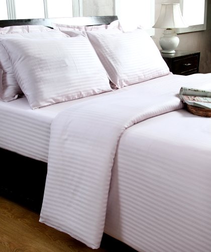 Homescapes - 330 Thread Count - ( Non - Twisted Yarn ) Ultrasoft - Violet ( With Satin Stripe ) Fitted Sheet - Double - 100% Egyptian Cotton Percale - Anti Dust Mite