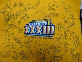 Falcons, Atlanta (1999) Autographed/Hand Signed Super Bowl XXXIII Hand-made cloth Flag by the 1999 A