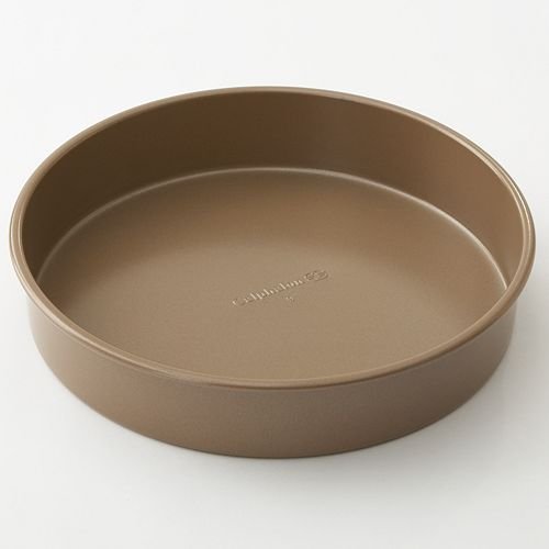 Cooking with Calphalon Round Cake Pan