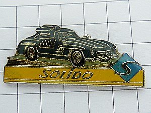 限定レア美品ピンズ◆ソリド車プラモデルピンバッジフランス