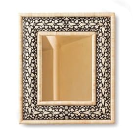 Agra Mirror