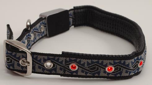 Beleuchtetes LED Hundehalsband – mit Schnalle