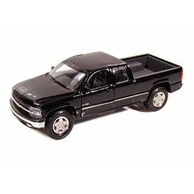 Chevy Silverado Extra Cab 1/27 Black