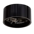 Edelstahl Ring mit einer schwarzen PVD-Beschichtung in 10mm Breite mit einer individuellen Innenlasergravur, von International Connection